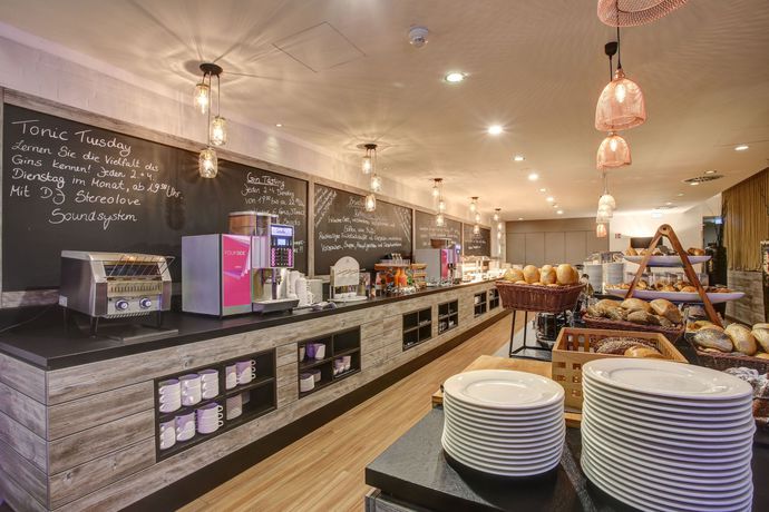 Imagen del bar/restaurante del Hotel Premier Inn Braunschweig City Centre. Foto 3