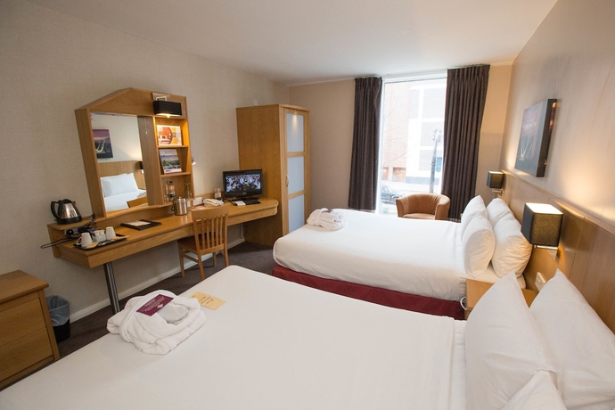 Imagen de la habitación del Hotel Premier Inn Bristol City Centre - Cabot Circus. Foto 2