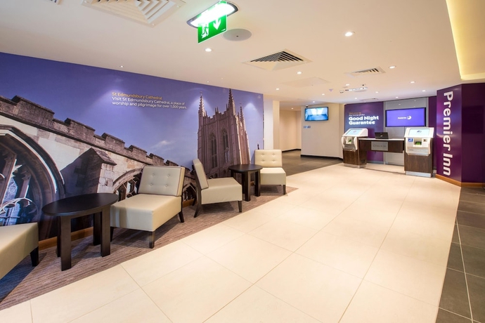 Imagen de los interiores del Hotel Premier Inn Bury St Edmunds Town Centre. Foto 16