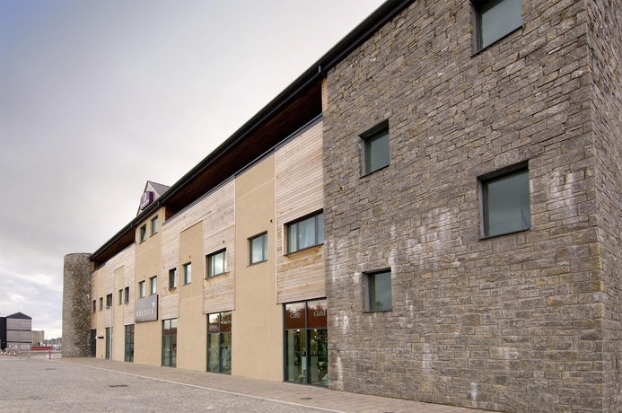 Imagen general del Hotel Premier Inn Caernarfon. Foto 3