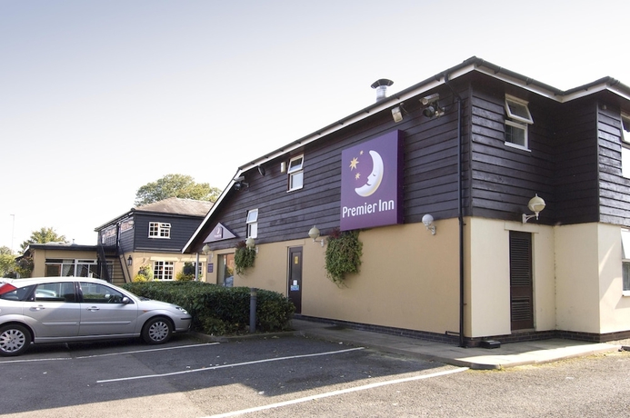Imagen general del Hotel Premier Inn Cheltenham North West. Foto 1