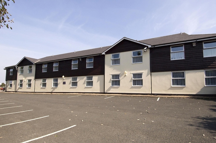 Imagen general del Hotel Premier Inn Cheltenham North West. Foto 2