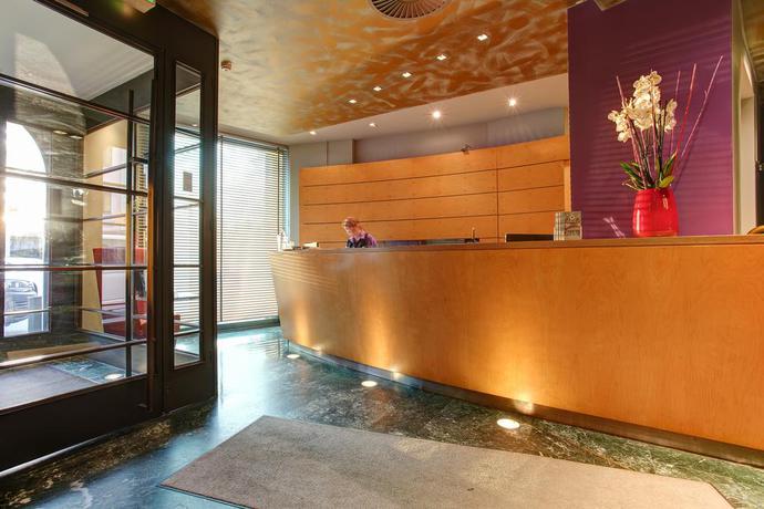 Imagen general del Hotel Premier Inn Cologne City Centre. Foto 7