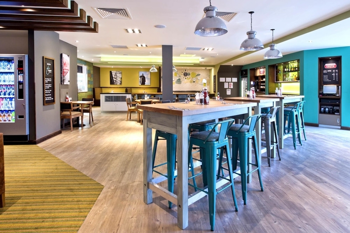Imagen del bar/restaurante del Hotel Premier Inn Darlington Town Centre. Foto 2