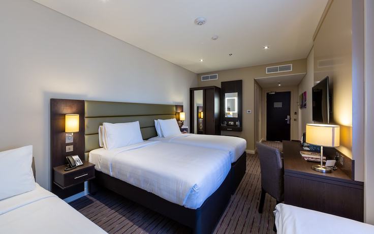 Imagen de la habitación del Hotel Premier Inn Doha Airport. Foto 3