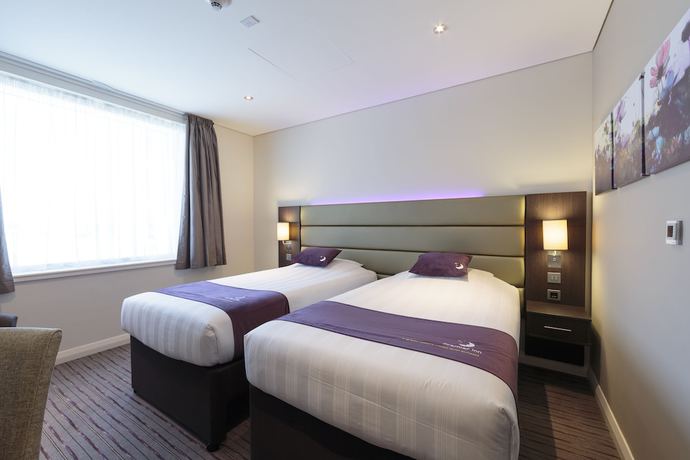 Imagen de la habitación del Hotel Premier Inn Doha Education City. Foto 10