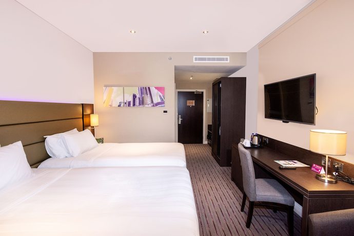 Imagen de la habitación del Hotel Premier Inn Dubai Al Jaddaf. Foto 9