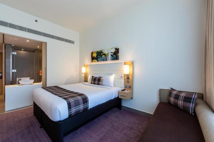 Imagen de la habitación del Hotel Premier Inn Dubai Dragon Mart. Foto 11