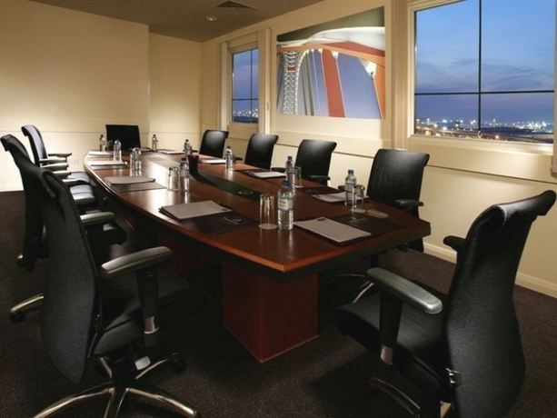 Imagen general del Hotel Premier Inn Dubai International Airport. Foto 5