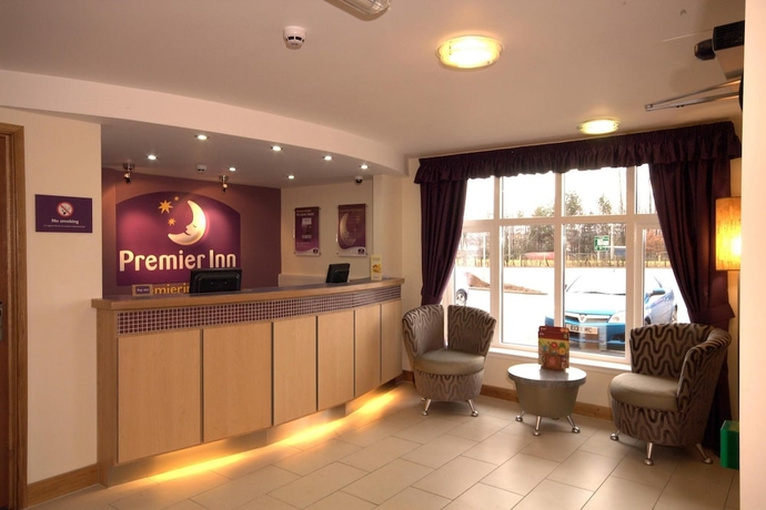 Imagen de los interiores del Hotel Premier Inn Dumbarton/Loch Lomond. Foto 16