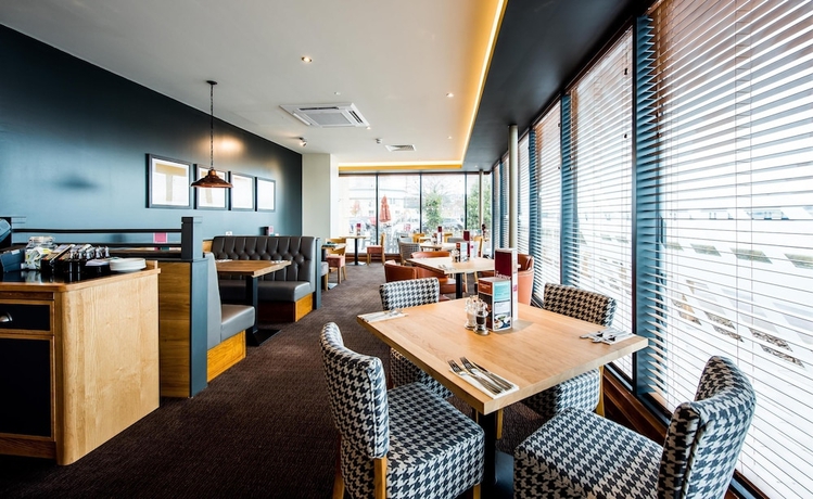 Imagen del bar/restaurante del Hotel Premier Inn Dundee Centre. Foto 3
