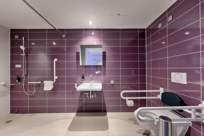 Imagen de la habitación del Hotel Premier Inn Düsseldorf City Friedrichstadt. Foto 5