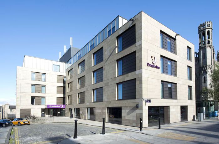 Imagen de los exteriores del Hotel Premier Inn Edinburgh Cc York Place/St James Quarter. Foto 11