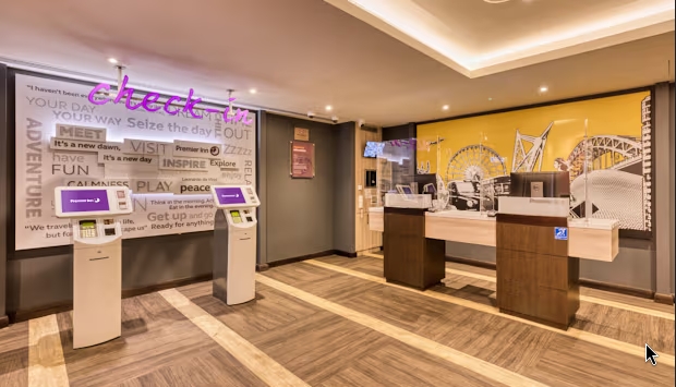 Imagen de los interiores del Hotel Premier Inn Edinburgh City Centre (Waverley). Foto 10