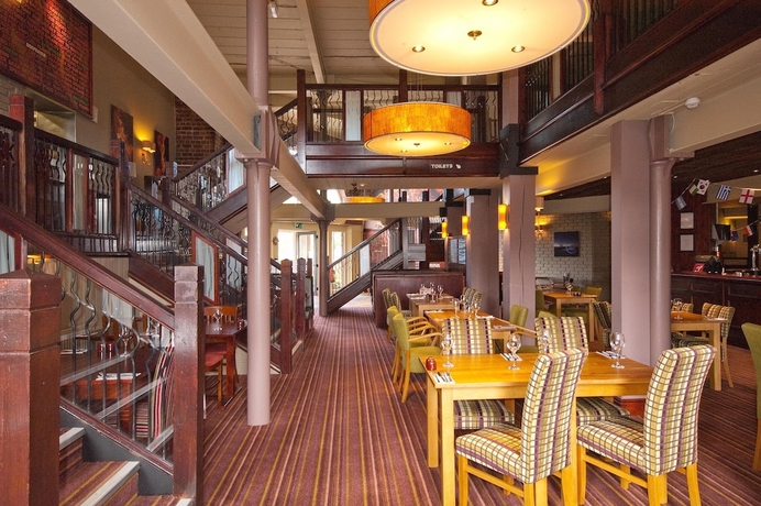 Imagen del bar/restaurante del Hotel Premier Inn Falkirk Central. Foto 10