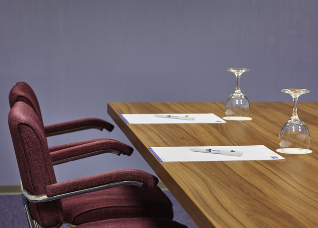 Imagen de los interiores del Hotel Premier Inn Frankfurt City Centre. Foto 12