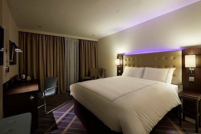 Imagen general del Hotel Premier Inn Frankfurt Messe. Foto 13