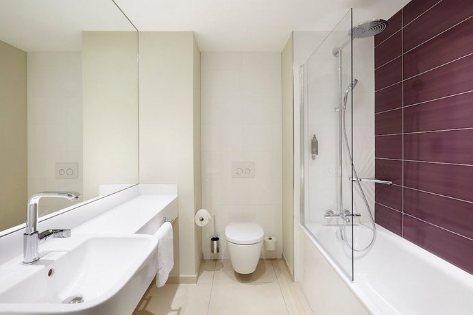 Imagen de la habitación del Hotel Premier Inn Frankfurt Messe. Foto 19