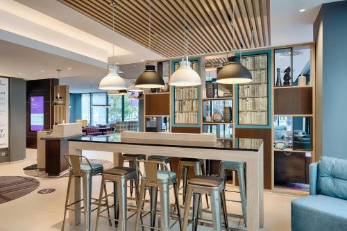 Imagen general del Hotel Premier Inn Frankfurt Westend. Foto 6