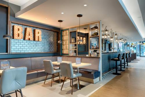 Imagen general del Hotel Premier Inn Frankfurt Westend. Foto 7