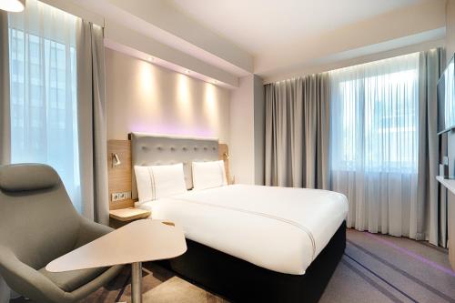 Imagen general del Hotel Premier Inn Frankfurt Westend. Foto 10