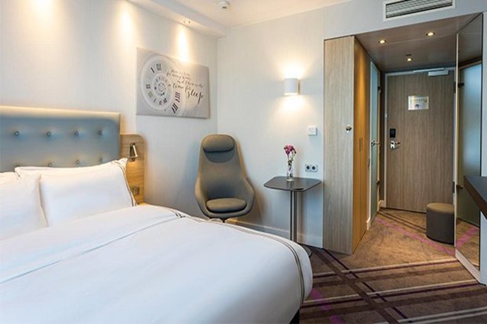 Imagen de la habitación del Hotel Premier Inn Freiburg City S&uuml;d. Foto 3