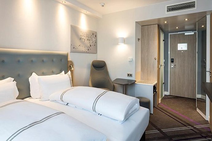 Imagen de la habitación del Hotel Premier Inn Freiburg City S&uuml;d. Foto 4