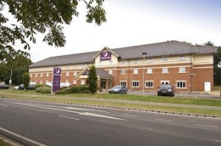 Imagen general del Hotel Premier Inn Gatwick Airport South. Foto 4