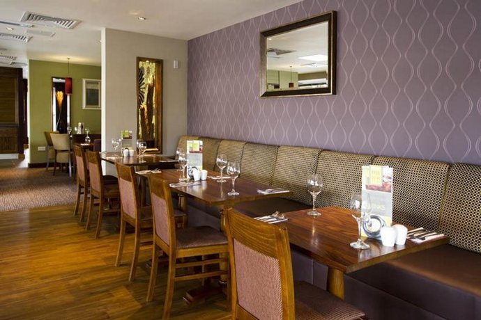 Imagen del bar/restaurante del Hotel Premier Inn Glasgow Cc Buchanan Galleries. Foto 5