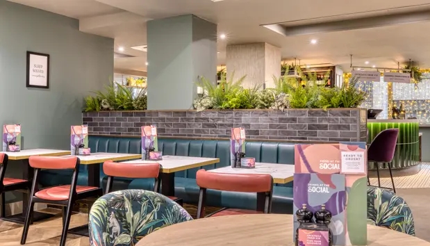 Imagen del bar/restaurante del Hotel Premier Inn Glasgow City - George Square. Foto 2