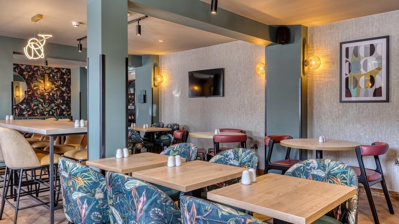 Imagen del bar/restaurante del Hotel Premier Inn Glasgow East. Foto 11