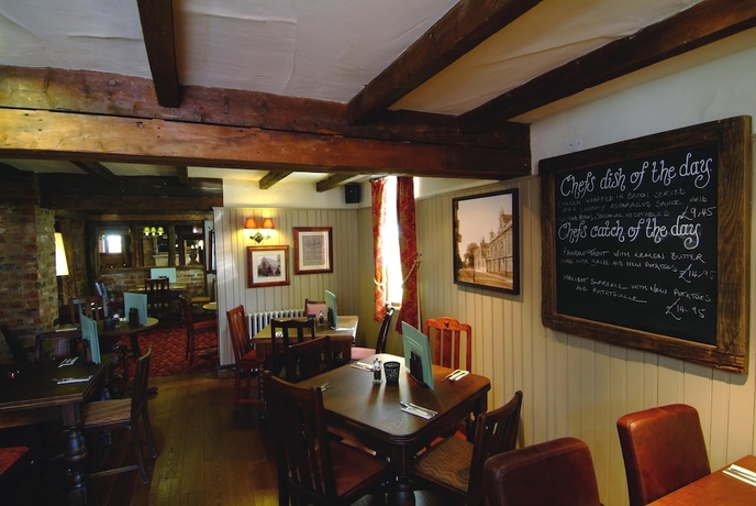 Imagen del bar/restaurante del Hotel Premier Inn Gloucester - Barnwood. Foto 3