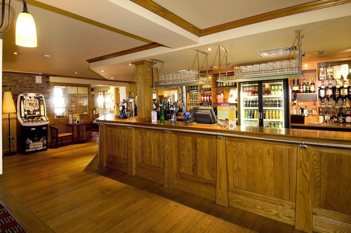 Imagen del bar/restaurante del Hotel Premier Inn Gloucester Business Park. Foto 3