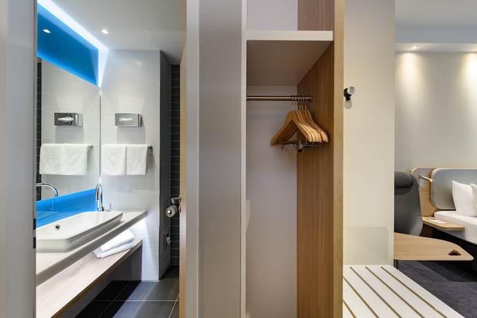 Imagen de la habitación del Hotel Premier Inn G&ouml;ttingen. Foto 13