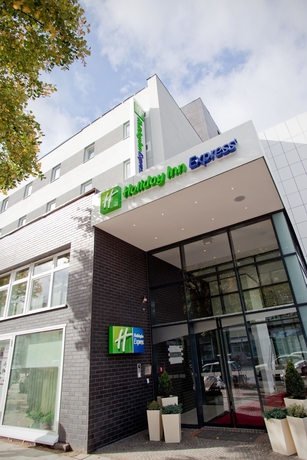 Imagen general del Hotel Premier Inn Hamburg City Alster. Foto 3