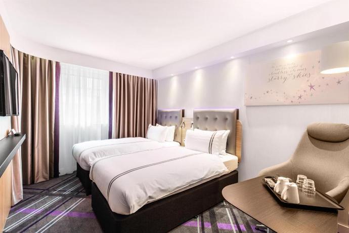 Imagen de la habitación del Hotel Premier Inn Hamburg City Hammerbrook. Foto 6
