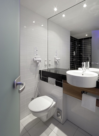 Imagen de la habitación del Hotel Premier Inn Hamburg City Millerntor. Foto 10