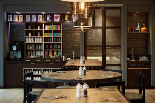 Imagen general del Hotel Premier Inn Hamburg City Zentrum. Foto 8