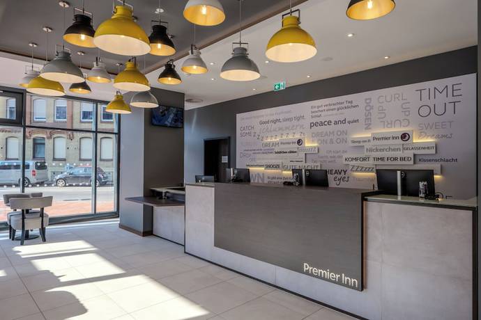 Imagen de los interiores del Hotel Premier Inn Hannover City Centre. Foto 12