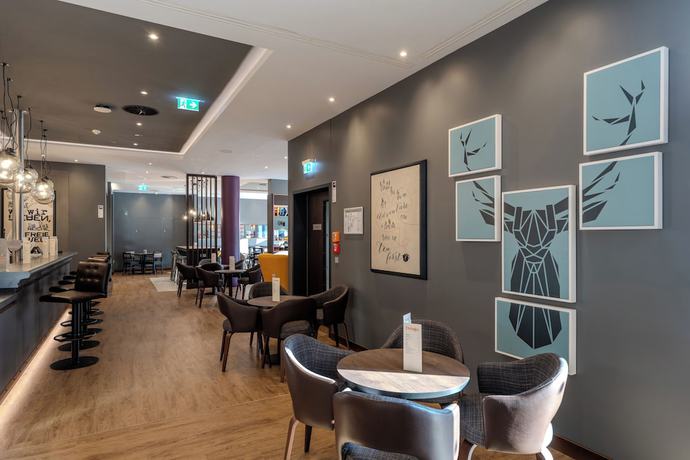 Imagen de los interiores del Hotel Premier Inn Hannover City Centre. Foto 13