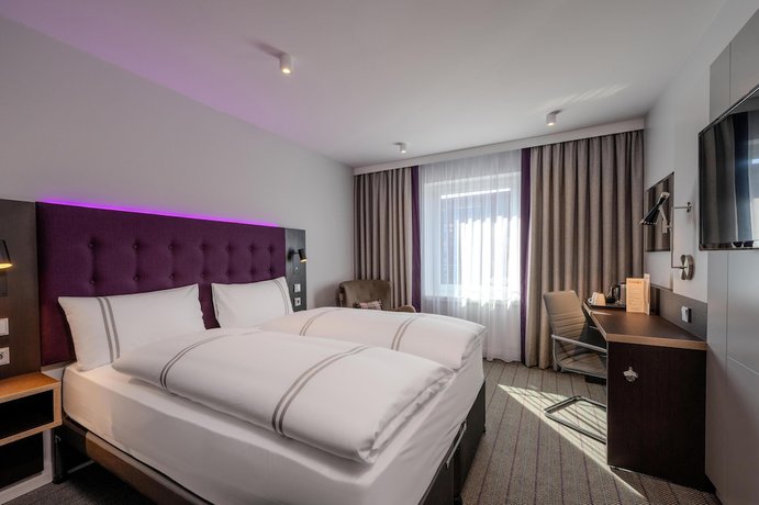Imagen de la habitación del Hotel Premier Inn Hannover City Centre. Foto 7