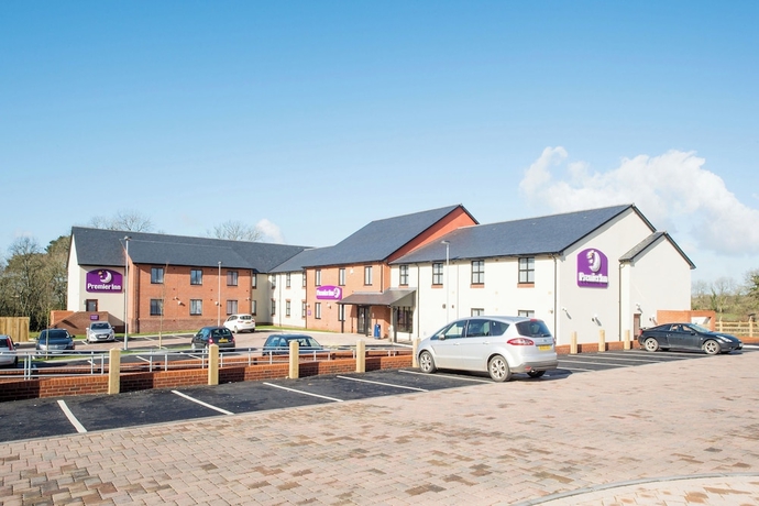 Imagen general del Hotel Premier Inn Haverfordwest - North/A40. Foto 3