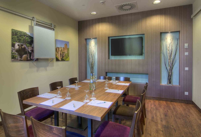 Imagen de los interiores del Hotel Premier Inn Heidelberg City Zentrum. Foto 12