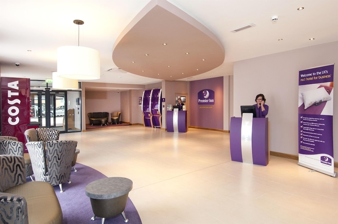 Imagen de los interiores del Hotel Premier Inn High Wycombe Central. Foto 16