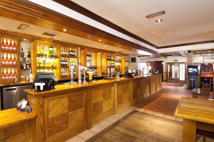 Imagen del bar/restaurante del Hotel Premier Inn Huddersfield Central. Foto 2