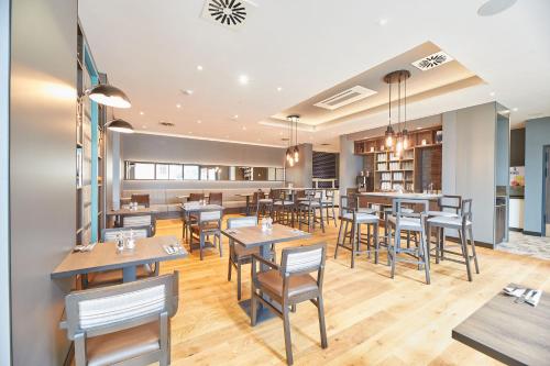 Imagen general del Hotel Premier Inn Karlsruhe City Am Wasserturm. Foto 5