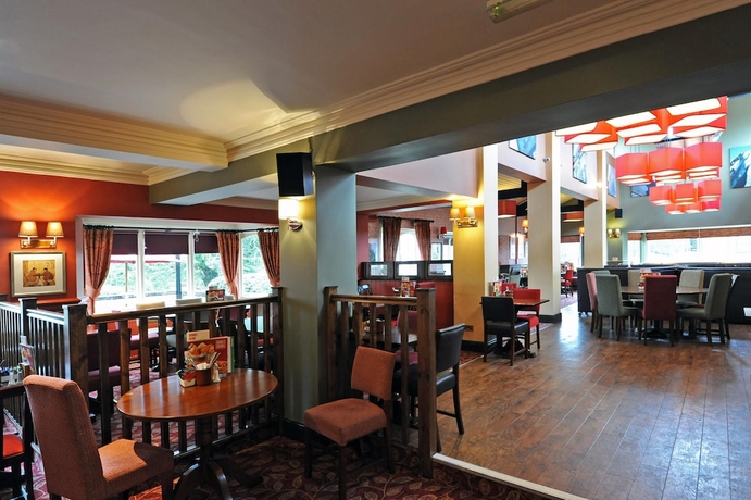 Imagen del bar/restaurante del Hotel Premier Inn Leicester North West. Foto 3