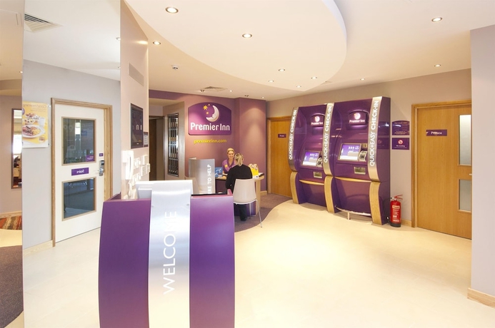 Imagen de los interiores del Hotel Premier Inn Liverpool John Lennon Airport. Foto 16