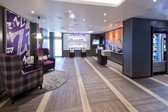 Imagen de los interiores del Hotel Premier Inn Liverpool Lime Street. Foto 16