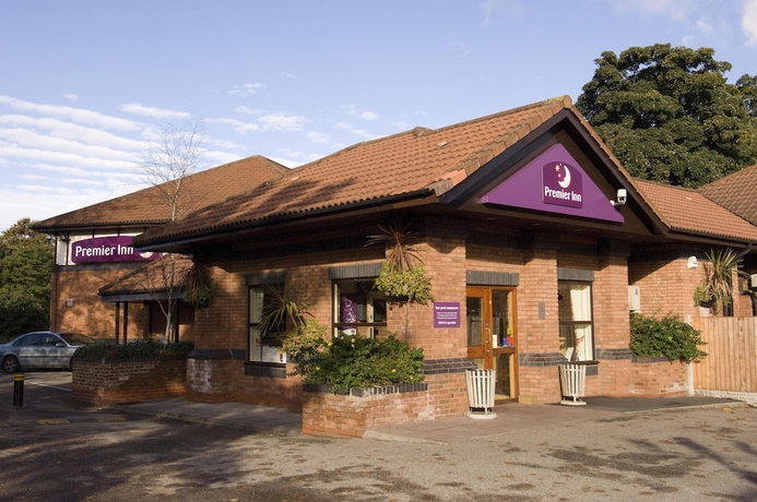 Imagen general del Hotel Premier Inn Liverpool - West Derby. Foto 1